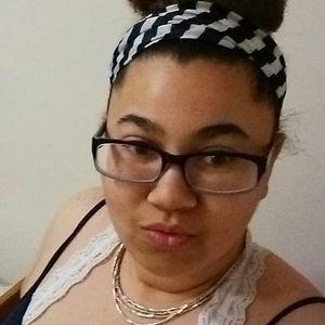 Meet your Posher, Nadia